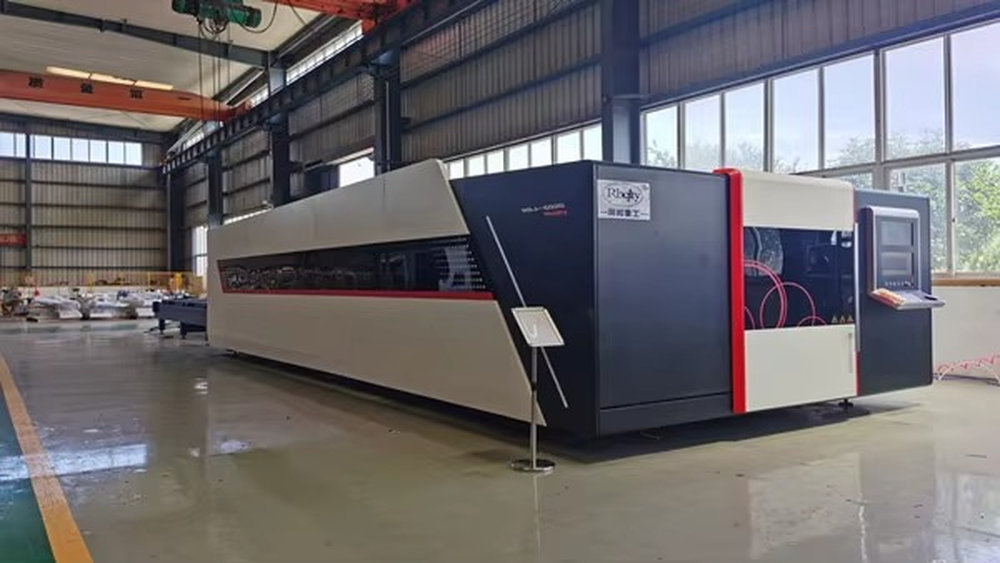 Fully Enclosed CNC Fiber Laser - đánh giá và giá Industrial Fiber Laser Cutting Machine